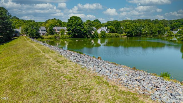 104 Duchess Lane, Chapel Hill, NC 27517