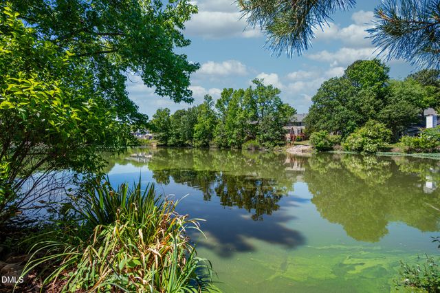 104 Duchess Lane, Chapel Hill, NC 27517