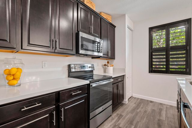 13053 Anthorne Lane, Boynton Beach, FL 33436