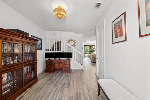 13053 Anthorne Lane, Boynton Beach, FL 33436