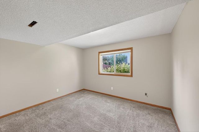 5920 Belfry Lane NW, Rochester, MN 55901