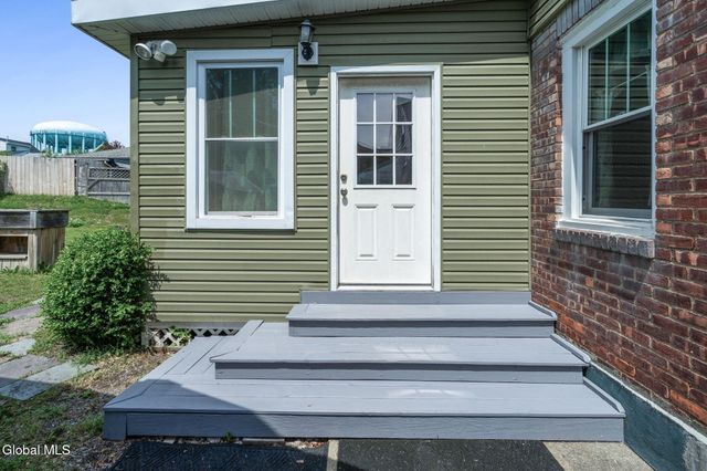 43 Rankin Avenue, Troy, NY 12180