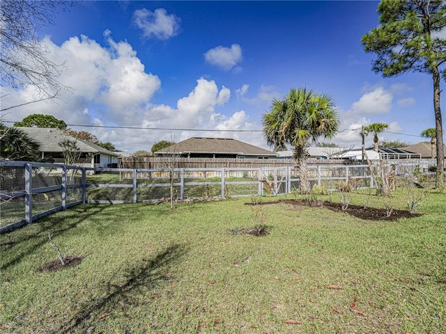 358 Benschop Street, Sebastian, FL 32958