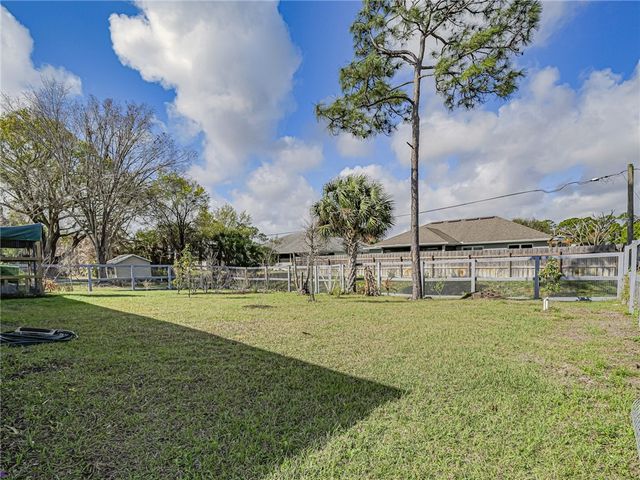 358 Benschop Street, Sebastian, FL 32958