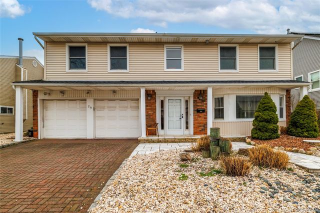 29 Donna Lane, Lido Beach, NY 11561