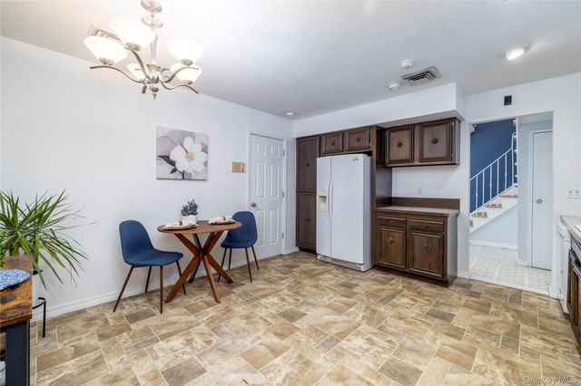 29 Donna Lane, Lido Beach, NY 11561