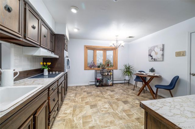 29 Donna Lane, Lido Beach, NY 11561