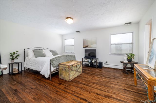 29 Donna Lane, Lido Beach, NY 11561