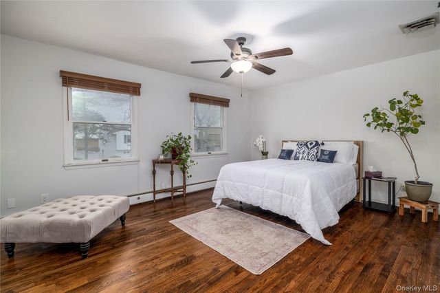 29 Donna Lane, Lido Beach, NY 11561