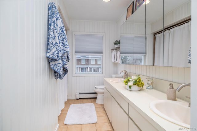 29 Donna Lane, Lido Beach, NY 11561