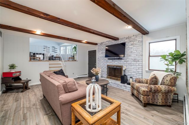 29 Donna Lane, Lido Beach, NY 11561