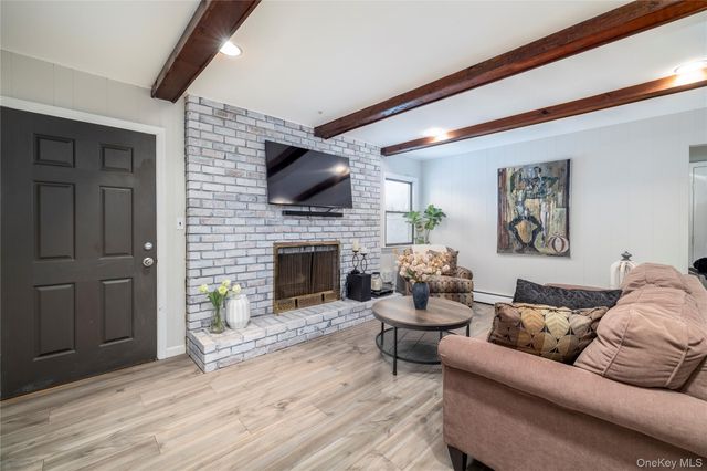 29 Donna Lane, Lido Beach, NY 11561