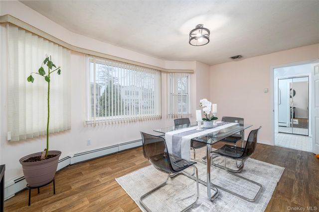 29 Donna Lane, Lido Beach, NY 11561