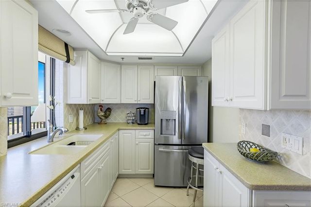 26235 Hickory BLVD 7B, Bonita Springs, FL 34134