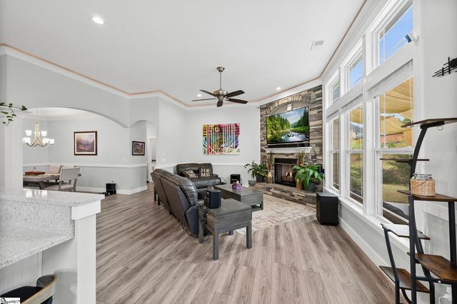 409 Navajo Court, Marietta, SC 29661