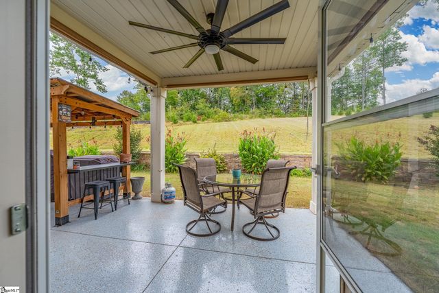 409 Navajo Court, Marietta, SC 29661