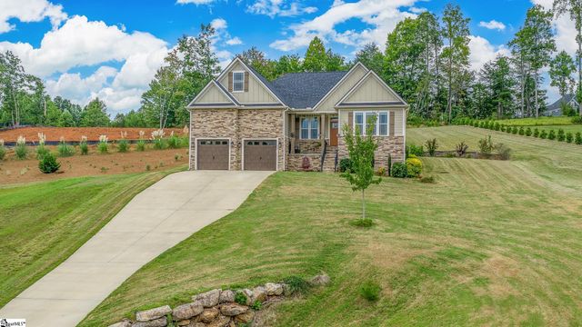 409 Navajo Court, Marietta, SC 29661
