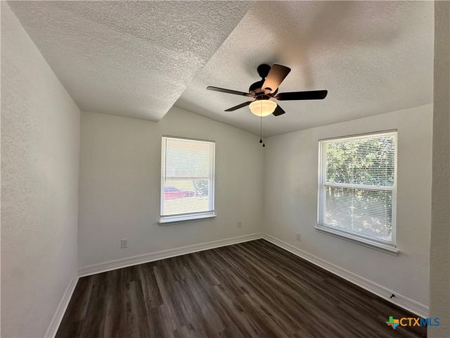 907 Southside Drive, Killeen, TX 76541