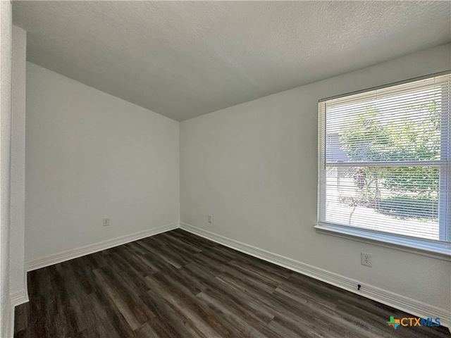 907 Southside Drive, Killeen, TX 76541