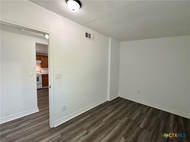 907 Southside Drive, Killeen, TX 76541