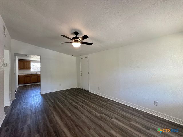 907 Southside Drive, Killeen, TX 76541