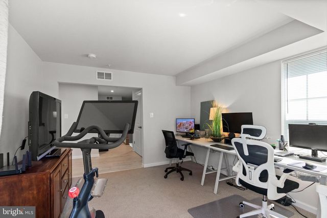 10521 JIM LOVELL LN, Lanham, MD 20706