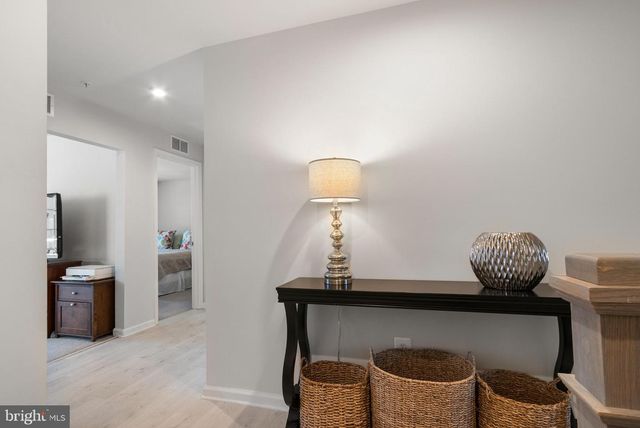 10521 JIM LOVELL LN, Lanham, MD 20706