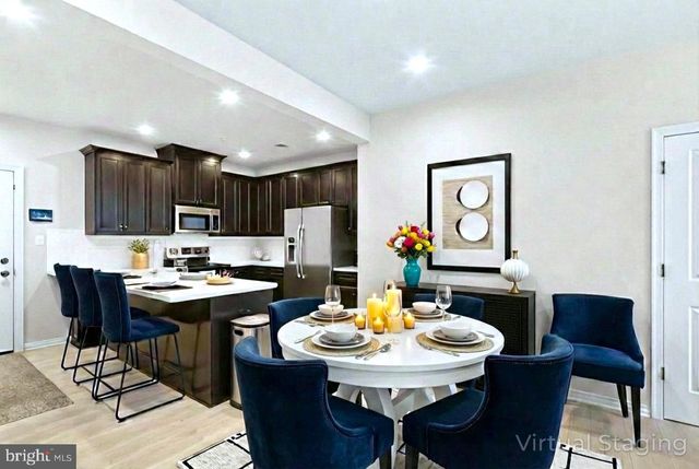 10521 JIM LOVELL LN, Lanham, MD 20706