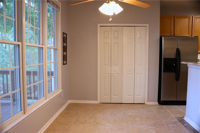 912 Tanners Point Drive, Lawrenceville, GA 30044