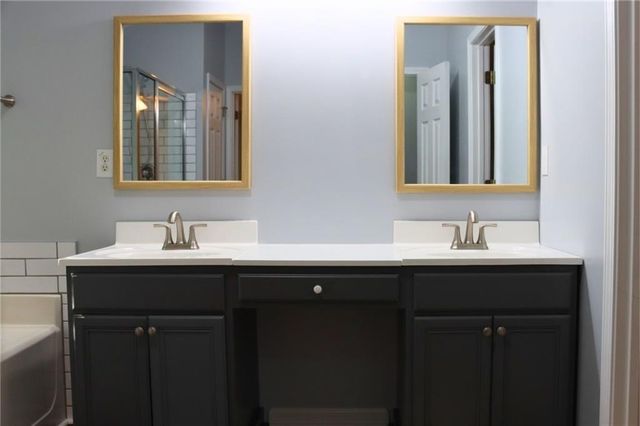 912 Tanners Point Drive, Lawrenceville, GA 30044