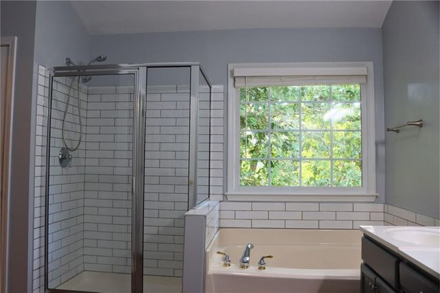 912 Tanners Point Drive, Lawrenceville, GA 30044