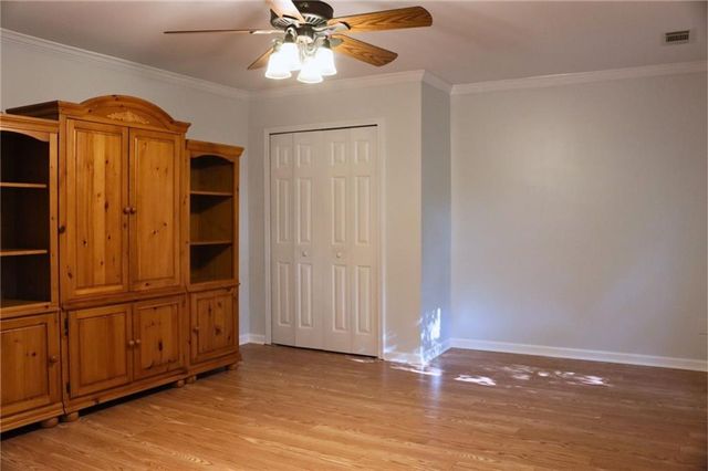 912 Tanners Point Drive, Lawrenceville, GA 30044