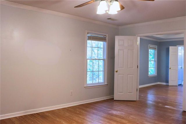 912 Tanners Point Drive, Lawrenceville, GA 30044