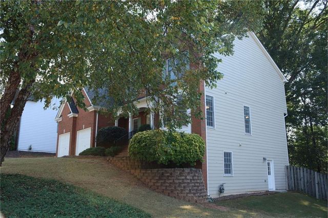 912 Tanners Point Drive, Lawrenceville, GA 30044