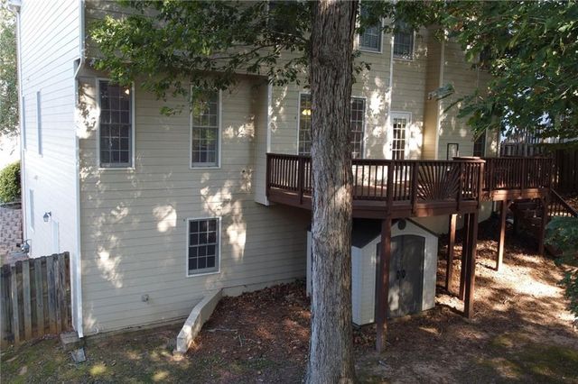 912 Tanners Point Drive, Lawrenceville, GA 30044