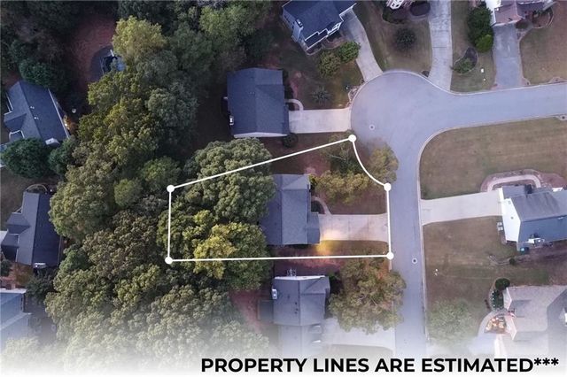 912 Tanners Point Drive, Lawrenceville, GA 30044