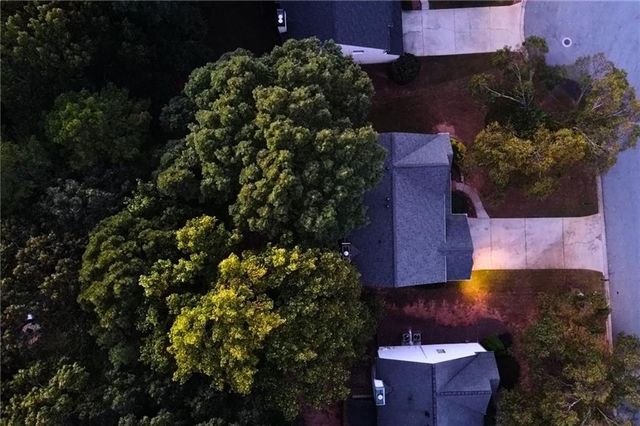 912 Tanners Point Drive, Lawrenceville, GA 30044