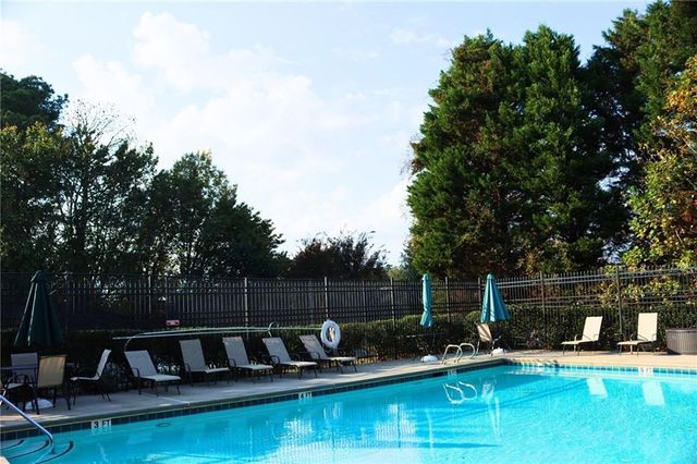 912 Tanners Point Drive, Lawrenceville, GA 30044