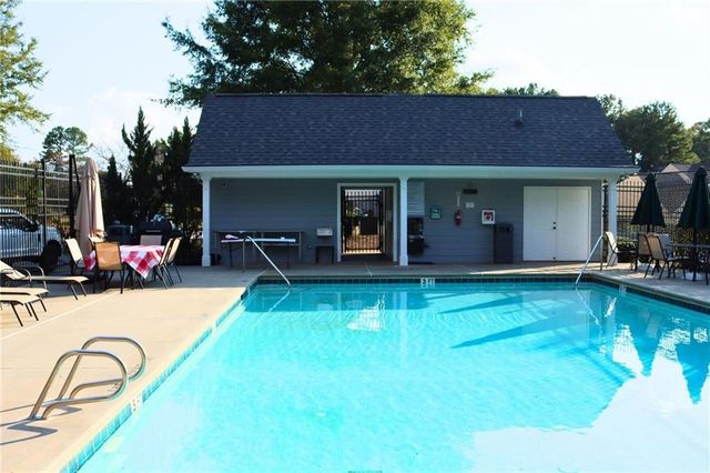 912 Tanners Point Drive, Lawrenceville, GA 30044