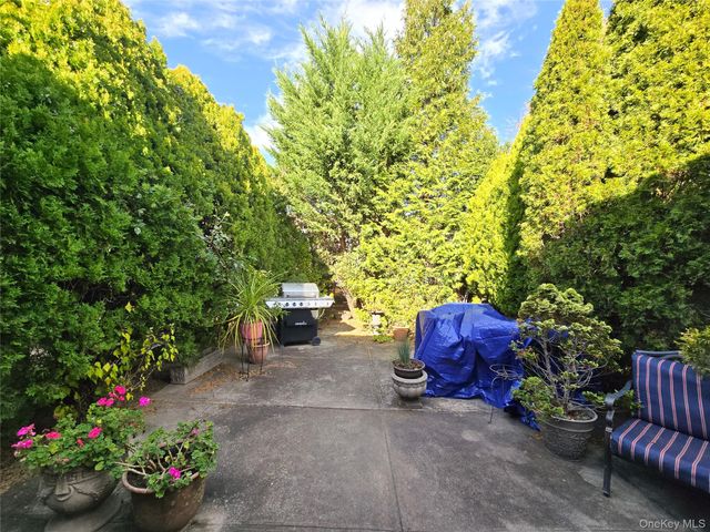 8571 67th ave Avenue, Rego Park, NY 11374