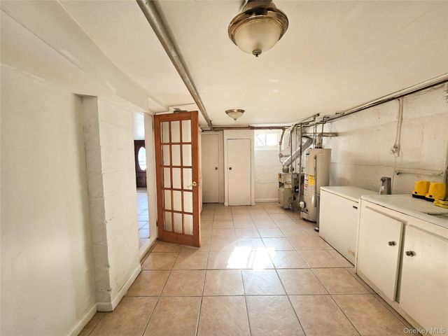 8571 67th ave Avenue, Rego Park, NY 11374