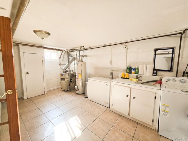 8571 67th ave Avenue, Rego Park, NY 11374