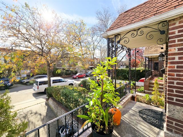 8571 67th ave Avenue, Rego Park, NY 11374