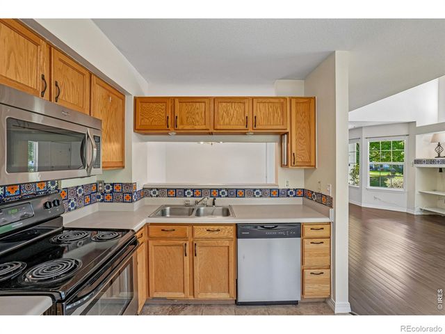 1419 Red Mountain Drive 41, Longmont, CO 80504