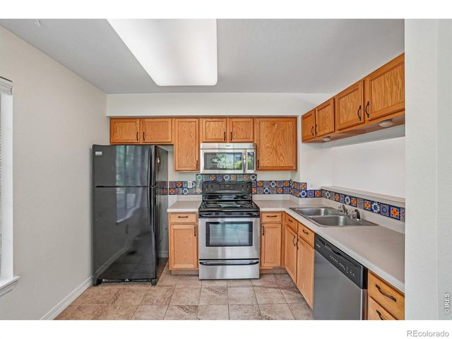 1419 Red Mountain Drive 41, Longmont, CO 80504