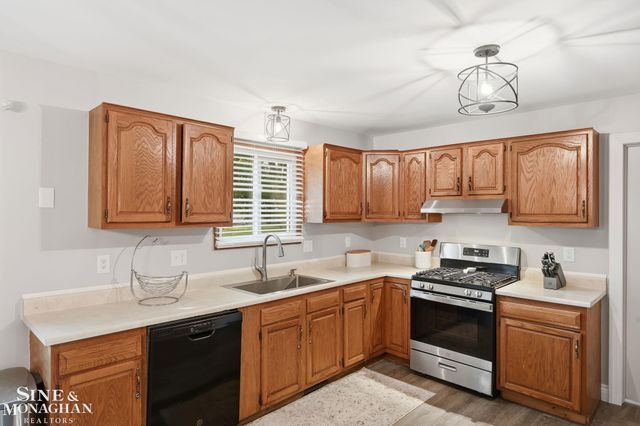 4882 25 Mile Road, Shelby Twp, MI 48316