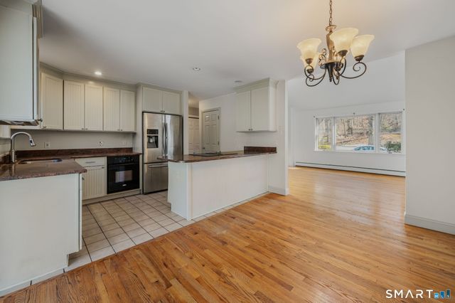 5 Windy Ridge Place 5, Waterford, CT 06385