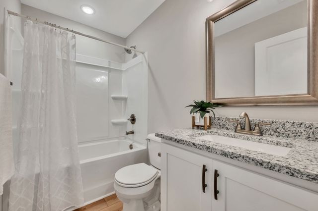 419 Via Drive, Clarksville, TN 37043
