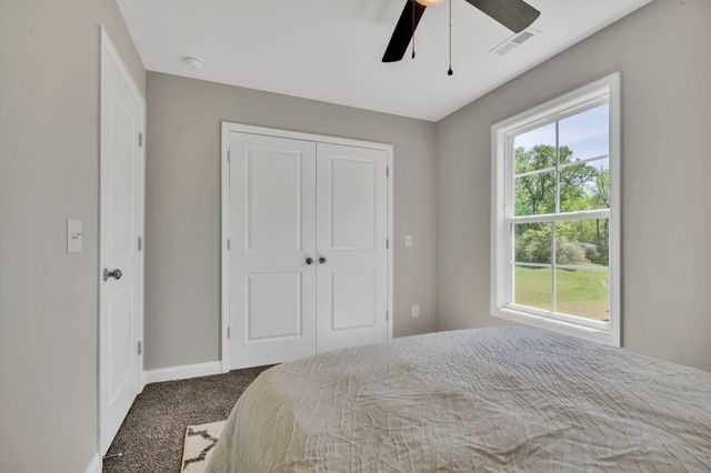 419 Via Drive, Clarksville, TN 37043