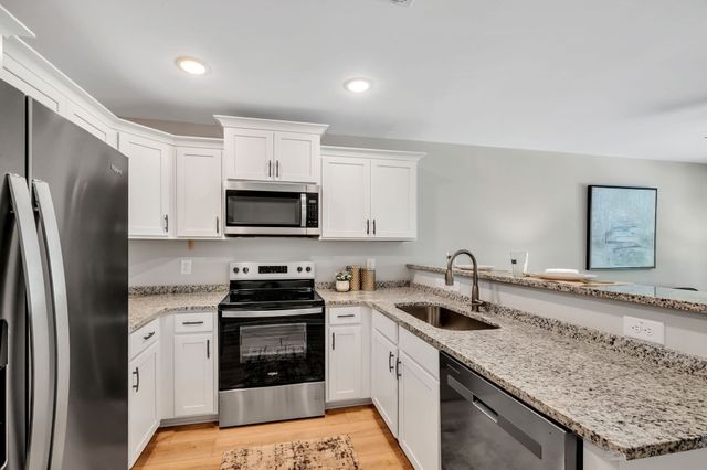 419 Via Drive, Clarksville, TN 37043